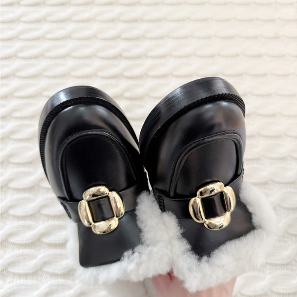 Larroudé Women's Bobbie Shearling Trim Block Heel Loafers - Picture 6 of 8